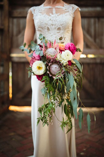 Same Day Hand Tied Bridesmaid Bouquet – Stems Weddings